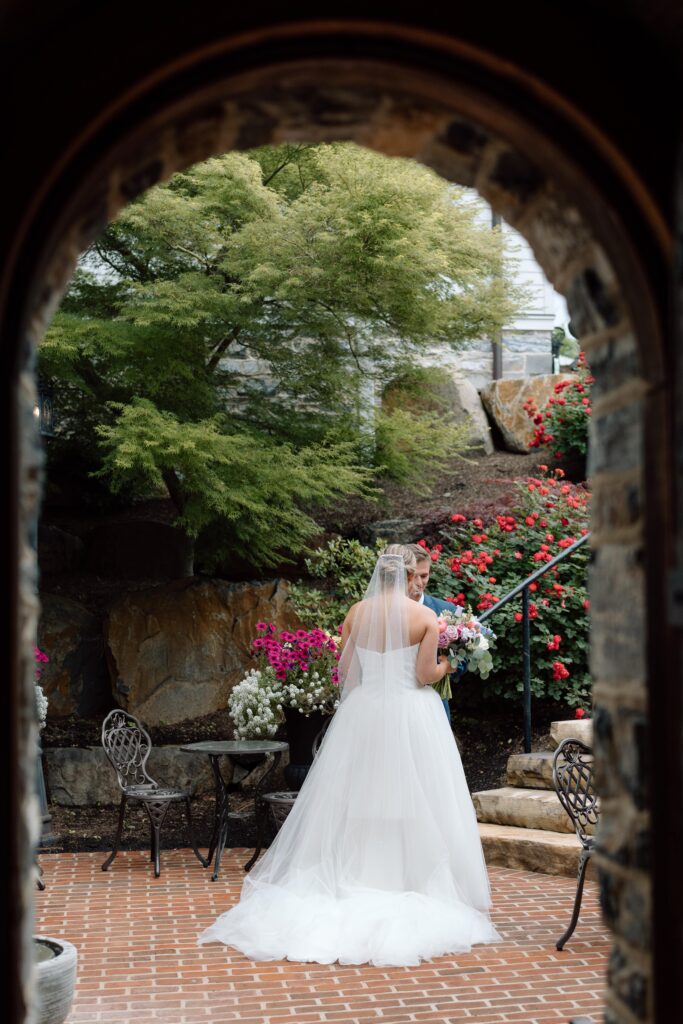 Luxury wedding photos of bride and groom with wedding photography tips for photographers.